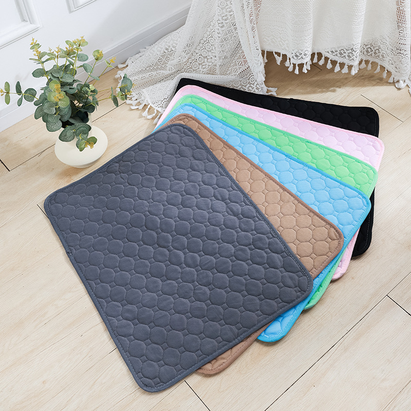 Tapis anti-urine pour chien la - Pet Supplies Dog Wash avis et prix
